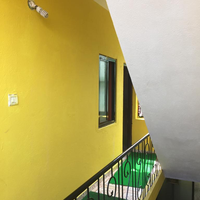 كالانغيُت Fernandes Guest House المظهر الخارجي الصورة